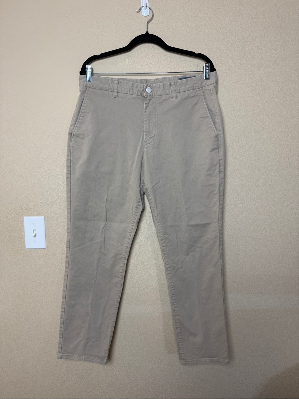 Bonobos Straight Leg Khaki Tan Mens Pants Size 33 x 30